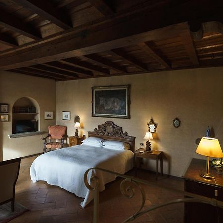 Castello Di Cernusco Lombardone Bed and Breakfast Kamer foto