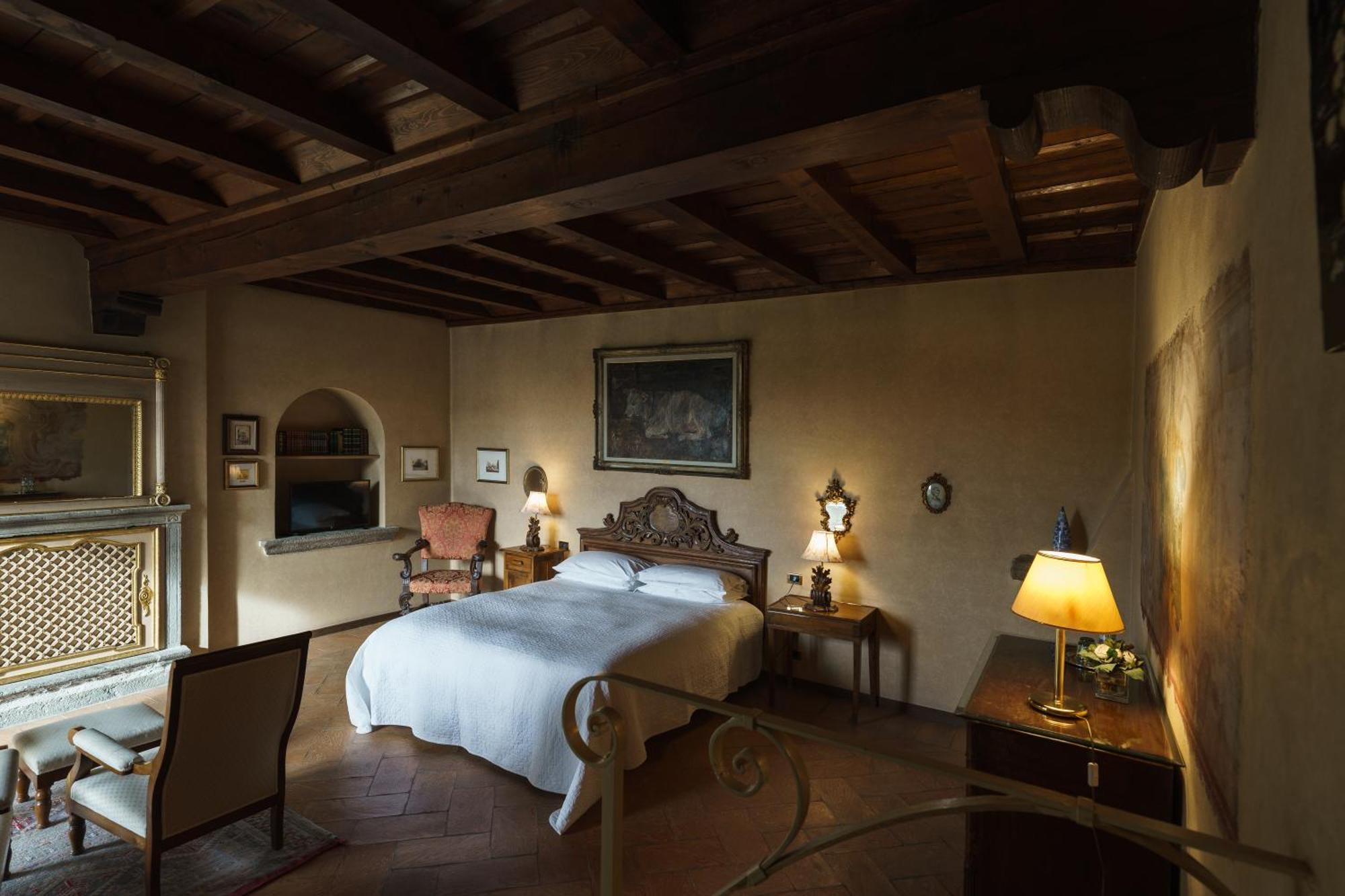 Castello Di Cernusco Lombardone Bed and Breakfast Kamer foto